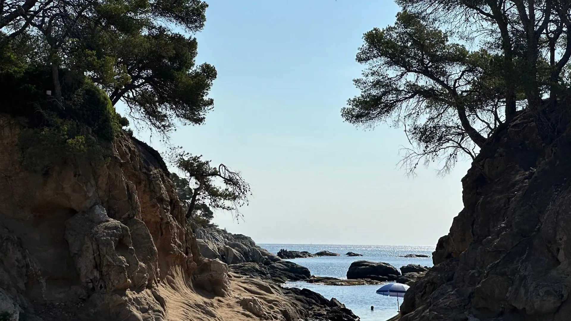 Beachfront Rooftop Haven Studio In Playa De Aro Platja d'Aro Apartment
