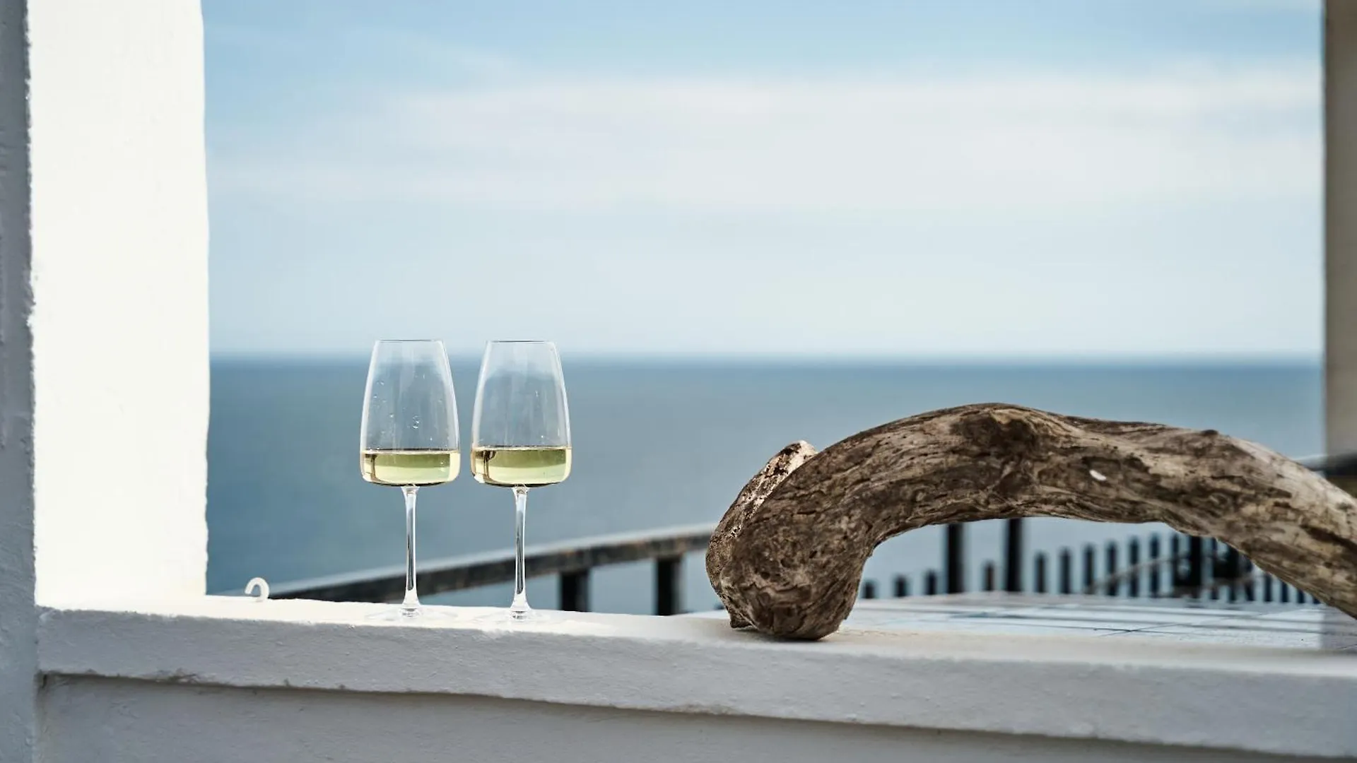 Beachfront Rooftop Haven Studio In Playa De Aro Platja d'Aro 0*,