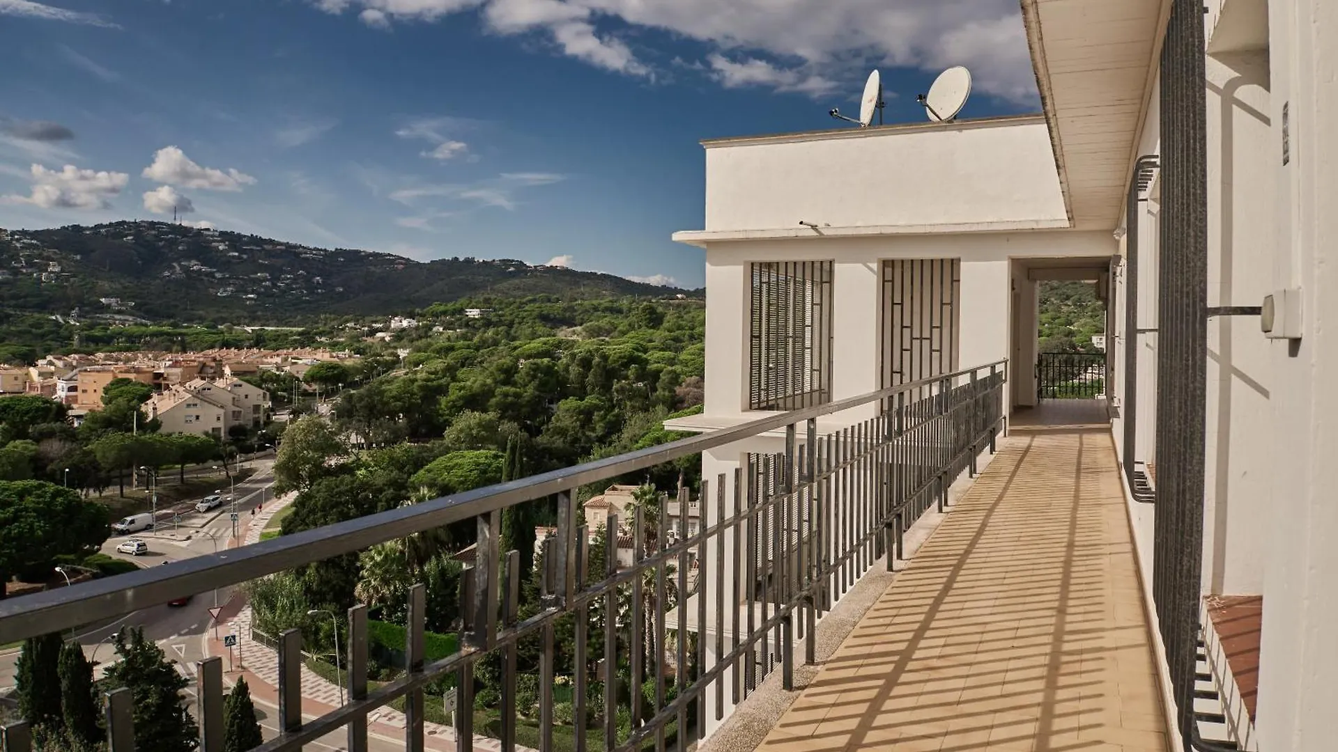 Beachfront Rooftop Haven Studio In Playa De Aro Platja d'Aro Apartment